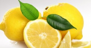 Λεμόνι: 10.000 φορές πιο αποτελεσματικό από τη χημειοθεραπεία – Γιατί πρέπει να φυλάτε τα λεμόνια στην κατάψυξη!!!