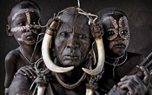 Οι φυλές του πλανήτη που πεθαίνουν - Απαθανατίζοντας κοινότητες ανθρώπων... υπό εξαφάνιση