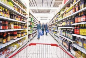 Απόφαση - Βόμβα: Τα super market θα πρέπει να δίνουν τα απούλητα τρόφιμά τους σε φτωχούς!