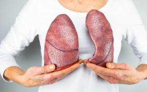 Καρκίνος του πνεύμονα: ΠΡΟΣΟΧΗ!! Διαβάστε ποιες είναι οι ΠΡΩΤΕΣ ενδείξεις