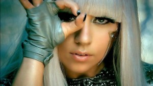 ΑΠΙΣΤΕΥΤΟ! - Θα πάθετε πλάκα όταν δείτε το αληθινό πρόσωπο της Lady Gaga!