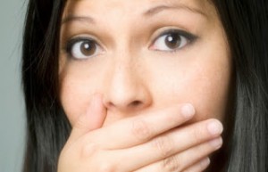9 τρόποι για να εξαφανίσετε την κακή αναπνοή μια για πάντα
