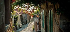 Χωριά που μοιάζουν πολύ όμορφα για να είναι αληθινά -Ανάμεσά τους, ένα ελληνικό! Δείτε ποιο είναι ... [εικόνες]