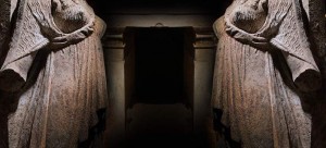 Νέα στοιχεία για τον τάφο στην Αμφίπολη παρουσίασε η Περιστέρη: Στολίδια από κόκαλο και χρυσά διακοσμητικά