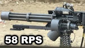 Δείτε το M134 Minigun σε βολή που δημιουργεί ένα Παράφρων ρυθμό  φωτιάς (βίντεο)