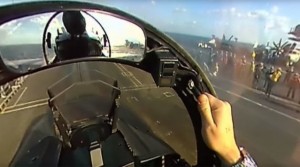 Απονήωση F-18 απο αεροπλανοφόρο σε 360 μοίρες! Απίστευτο βίντεο