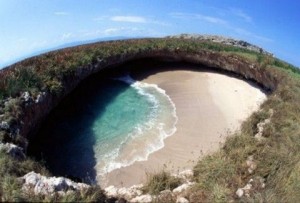 Αυτές είναι οι πιο περίεργες παραλίες στον κόσμο!!! (PHOTO)