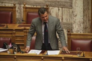 Προκλητικός ο Πετρόπουλος για το ΕΚΑΣ: Ποια σύνταξη; Προεκλογικό επίδομα ήταν!