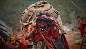 Raute: Η νομαδική φυλή που ζει στα δυσπρόσιτα δάση του Νεπάλ (φωτό)