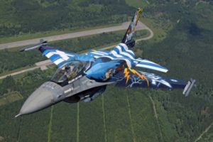 Μάγεψε την Ευρώπη η ομάδα του F-16 «ΖΕΥΣ» (Εικόνες και βίντεο)