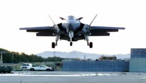 F-35B και RIAT 2016: Δείτε το stealth μαχητικό να προσγειώνεται κάθετα