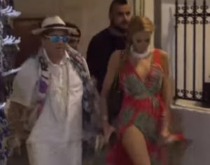 Μύκονος: Η περιπέτεια της Paris Hilton μπροστά στον Σπύρο Ρέβη - Οι κινήσεις του Άραβα θαυμαστή της (Βίντεο)!