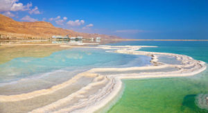 Νεκρά Θάλασσα: Παράξενες αλήθειες για μια από τις πιο ενδιαφέρουσες λίμνες παγκοσμίως