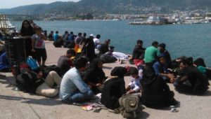 Λιμενικοί Χίου-Σάμου προειδοποιούν: «Η κατάσταση με τους μετανάστες γίνεται επικίνδυνη - Κυκλοφορούν ανεξέλεγκτα»