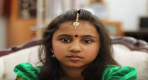 Το εννέα-ετών κορίτσι από την Ινδία με τις υπερφυσικές ικανότητες [Βίντεο]
