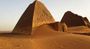 H Αίγυπτος δεν είναι η χώρα με τις περισσότερες πυραμίδες!
