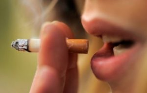 Δείτε γιατί κάποιοι καπνιστές διατηρούν υγιείς τους πνεύμονές τους