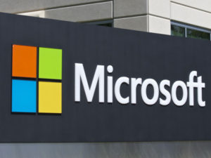 Η Microsoft θα είναι η πρώτη εταιρεία με αξία 1 τρισεκατομμύριο δολάρια;