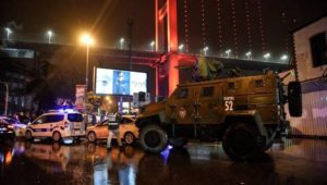 Πανικός στην Τουρκία: Στους 39 οι νεκροί από την επίθεση στην Κωνσταντινούπολη - 16 από τα θύματα είναι ξένοι (φωτό, βίντεο)