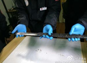 Ένα σπαθί 2.000 ετών που ήταν σαν να κατασκευάστηκε τώρα βρηκαν Ερευνητές στην Κίνα