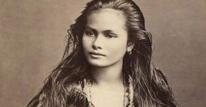 Ποιες γυναίκες θεωρούνταν όμορφες πριν από 100 χρόνια; Αυτές οι καρτ ποστάλ του 1900 το παρουσιάζουν [Εικόνες]