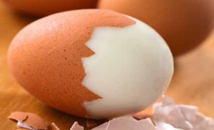 12 Συγκλονιστικά Πράγματα που Συμβαίνουν στο Σώμα μας όταν Τρώμε Αυγά. Το 4ο ούτε καν το Φανταζόμασταν!