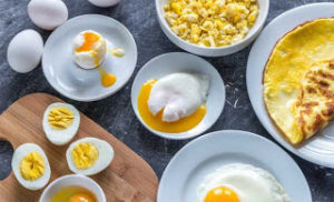 Δεν πρέπει να μαγειρεύετε ποτέ τα αυγά σας έτσι!