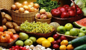 Προσοχή: Αυτή είναι η λίστα με τα πιο μολυσμένα φρούτα και λαχανικά - Σοβαροί κίνδυνοι για την υγεία