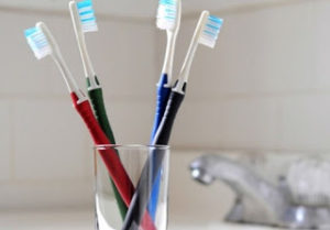 Το σημαντικό λάθος που κάνουν οι περισσότεροι με την οδοντόβουρτσα