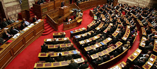 Οριακά πέρασε το πολυνομοσχέδιο «Κλεισθένης 1» από τη Βουλή - Άνετα η κατάτμηση της Β' Αθήνας