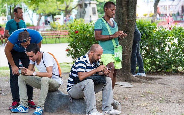 Έναρξη παροχής υπηρεσιών Ίντερνετ σε κινητά στην Κούβα