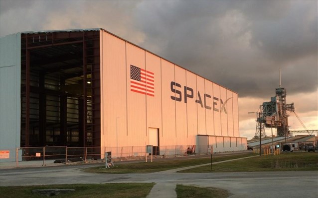 NASA: Το καλοκαίρι του 2019 οι πρώτες επανδρωμένες αποστολές με σκάφη της SpaceX και της Boeing