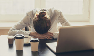 Αισθάνεστε διαρκώς κουρασμένοι; Δείτε 10 πιθανές παθήσεις που θέλουν προσοχή