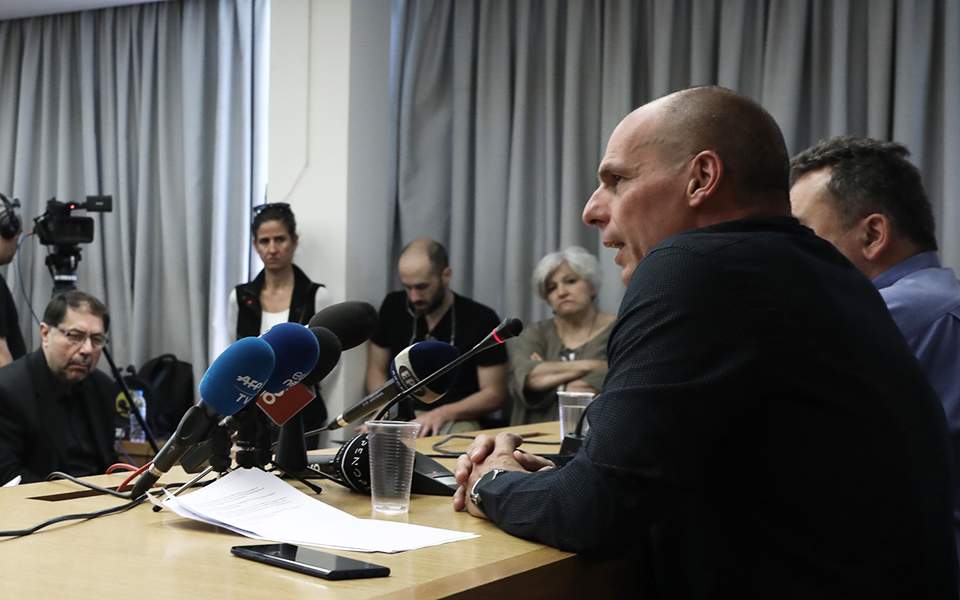 Βαρουφάκης: «Μόνη χαμένη ψήφος αυτή προς τον ΣΥΡΙΖΑ»