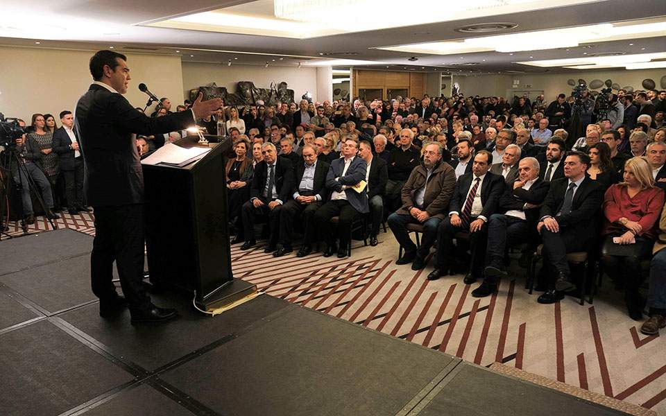 Προοδευτική συστράτευση ενάντια στην «παλινόρθωση του αυταρχικού κράτους» ζητά ο Αλέξης Τσίπρας
