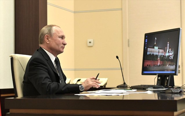 O Βλαντιμίρ Πούτιν χρησιμοποιεί ακόμα Windows XP…
